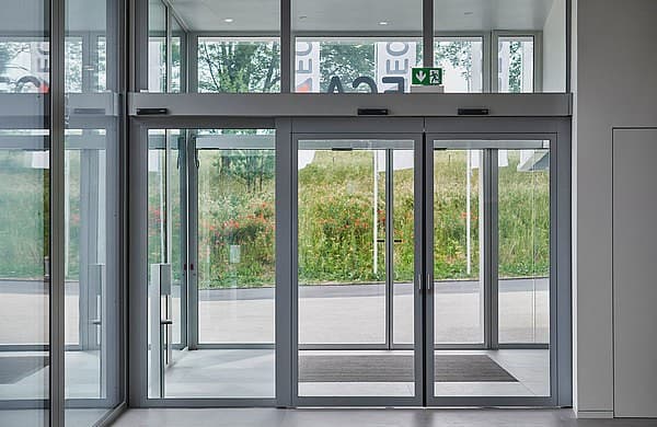 Porte à rupture de pont thermique Acier